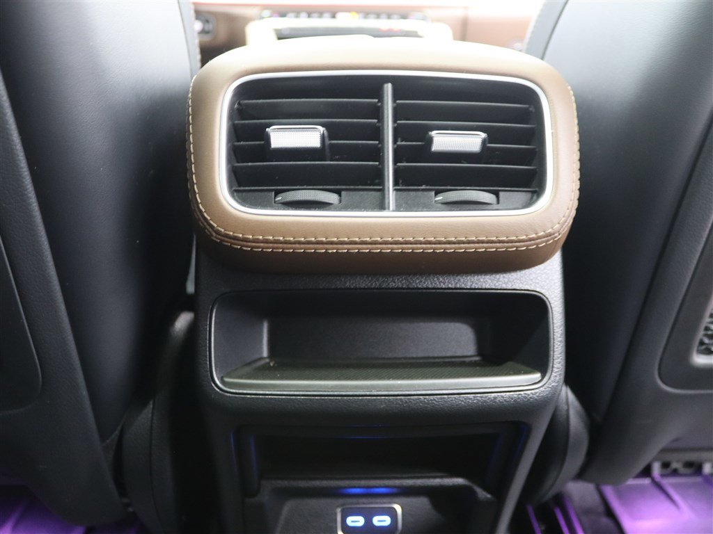 Used 2024 Mercedes-Benz GLE 53 AMG 4MATIC Coupe image 37