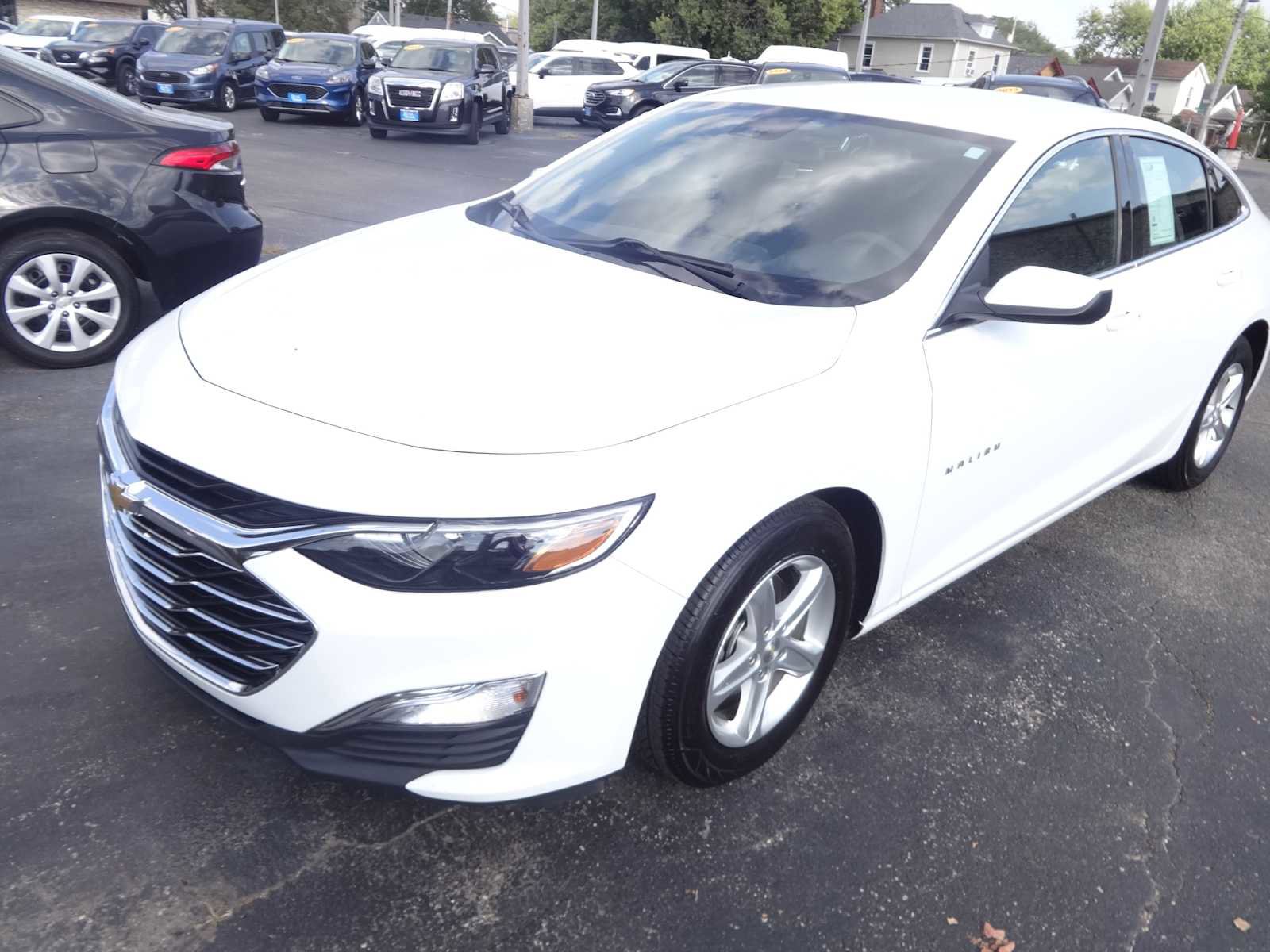 Used 2021 Chevrolet Malibu LS image 3