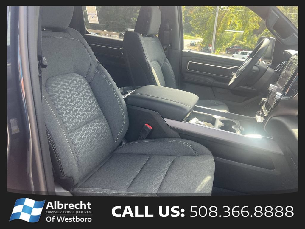 New 2026 RAM 1500 Big Horn AWD/4WD image 18