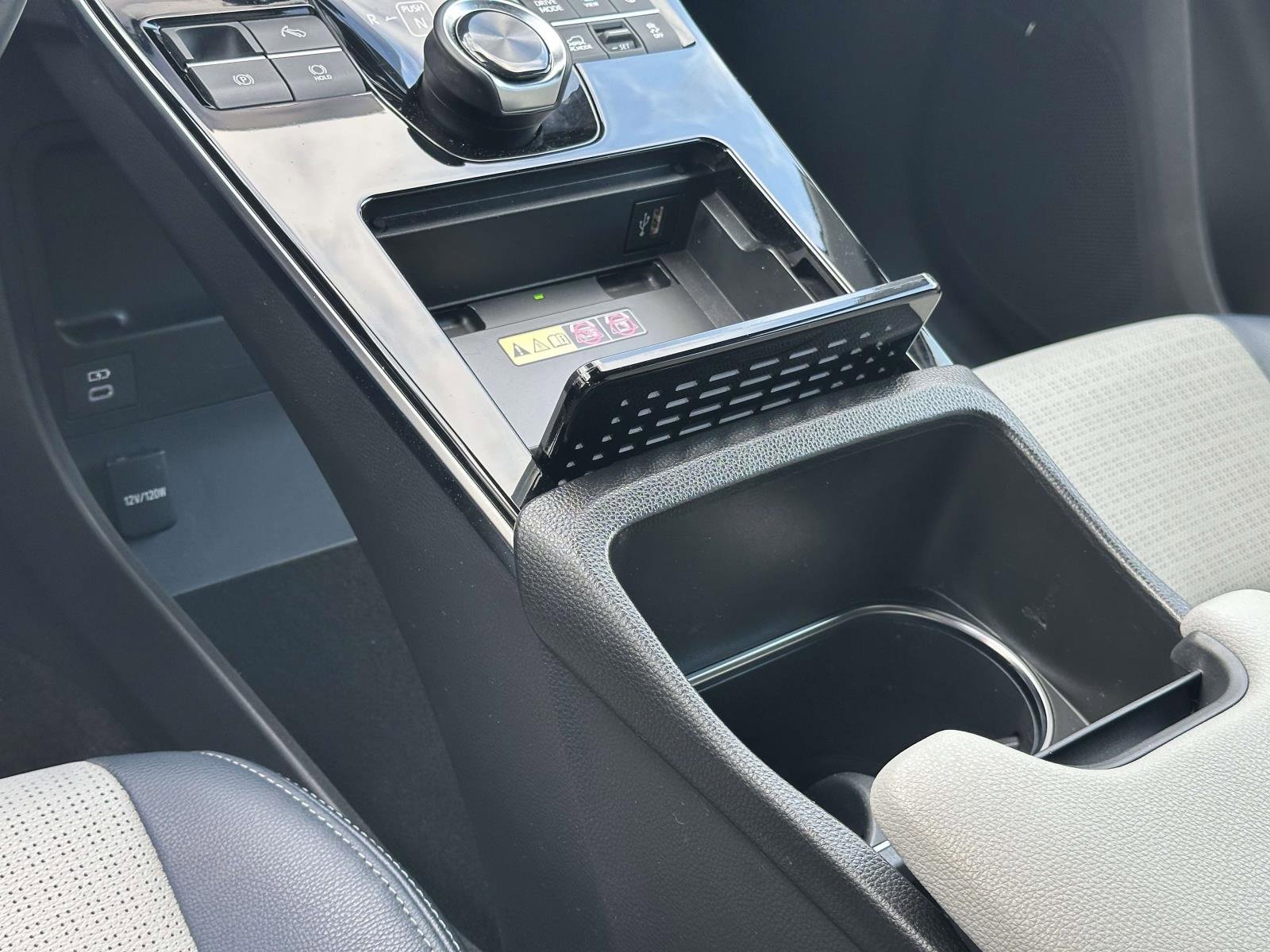 Used 2023 Subaru Solterra AWD image 20