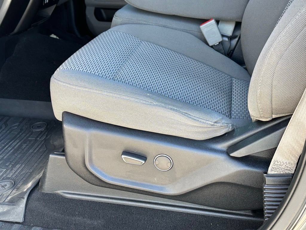 Used 2019 Ford F350 XLT w/ XLT Premium Package AWD/4WD image 27