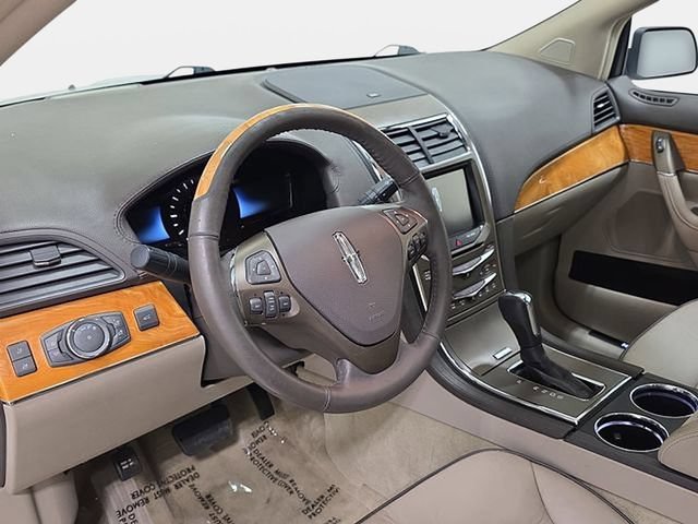 Used 2015 Lincoln MKX AWD w/ Equipment Group 102A image 16