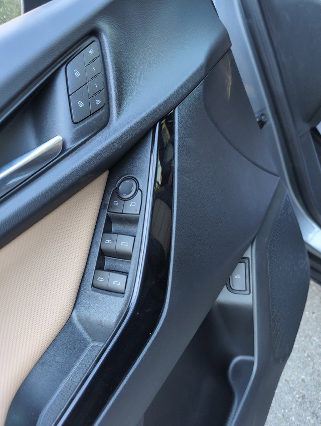 New 2026 Chevrolet Equinox ACTIV w/ Convenience Package III image 28