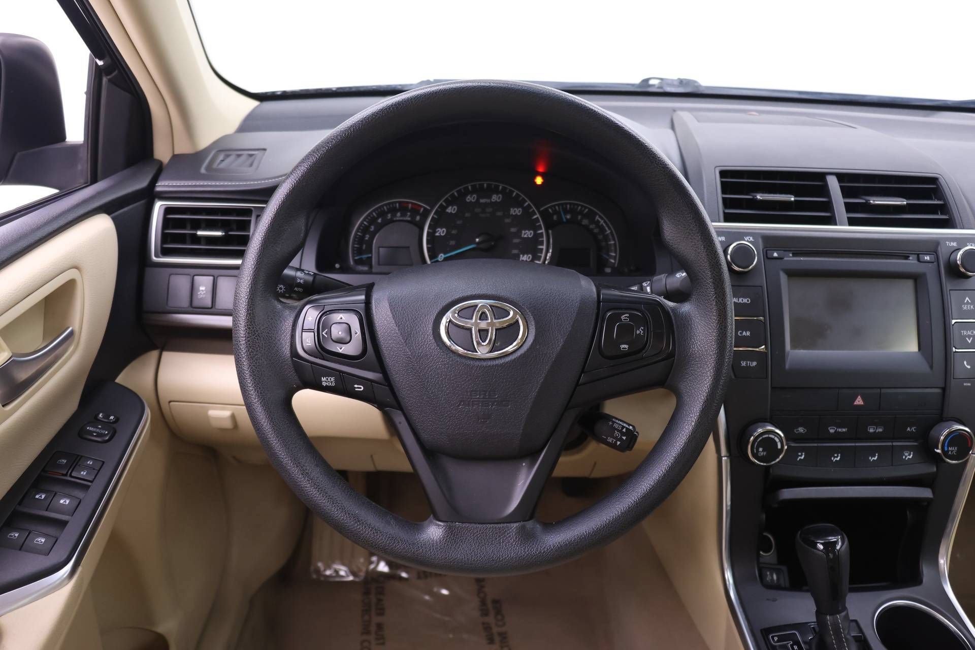 Used 2015 Toyota Camry LE FWD image 13
