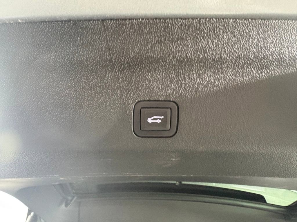 Used 2024 Chevrolet Tahoe RST w/ Luxury Package AWD/4WD image 35