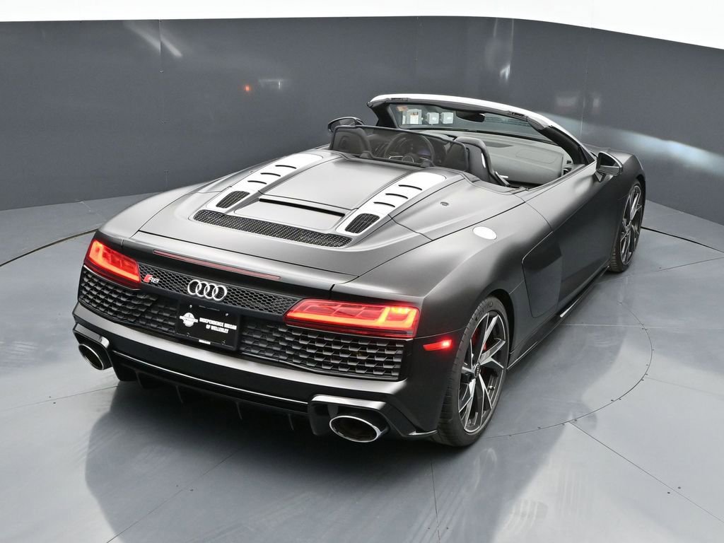 Used 2021 Audi R8 V10 w/ Premium Package image 41