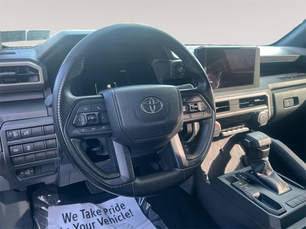 Used 2025 Toyota Tacoma SR image 12
