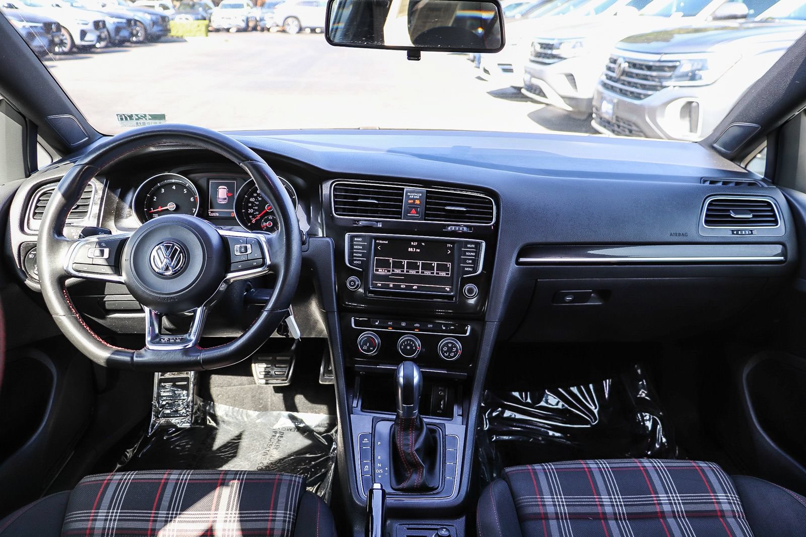 Used 2016 Volkswagen GTI S FWD image 13