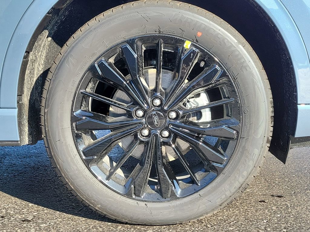 New 2025 Ford Escape ST-Line Elite w/ Premium Technology Package image 9