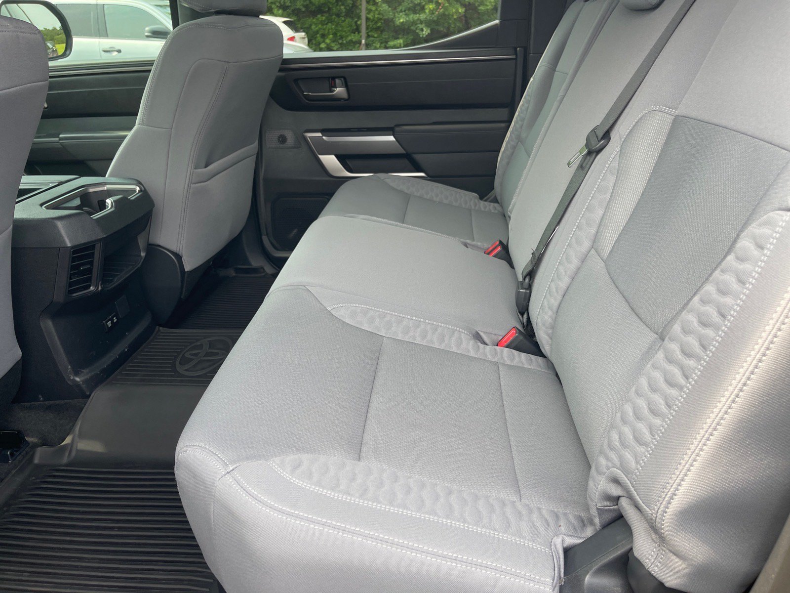 Used 2025 Toyota Tundra SR5 AWD/4WD image 12