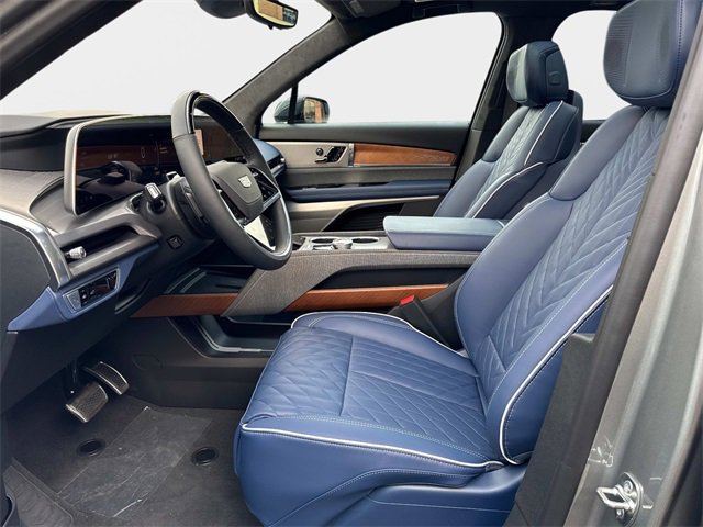 New 2026 Cadillac Vistiq Premium Luxury w/ LPO, Floor Liner Package image 14