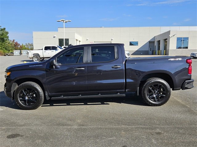 Used 2022 Chevrolet Silverado 1500 Custom image 4