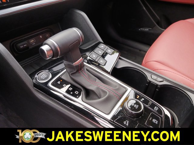 Used 2025 Kia Sportage SX image 25