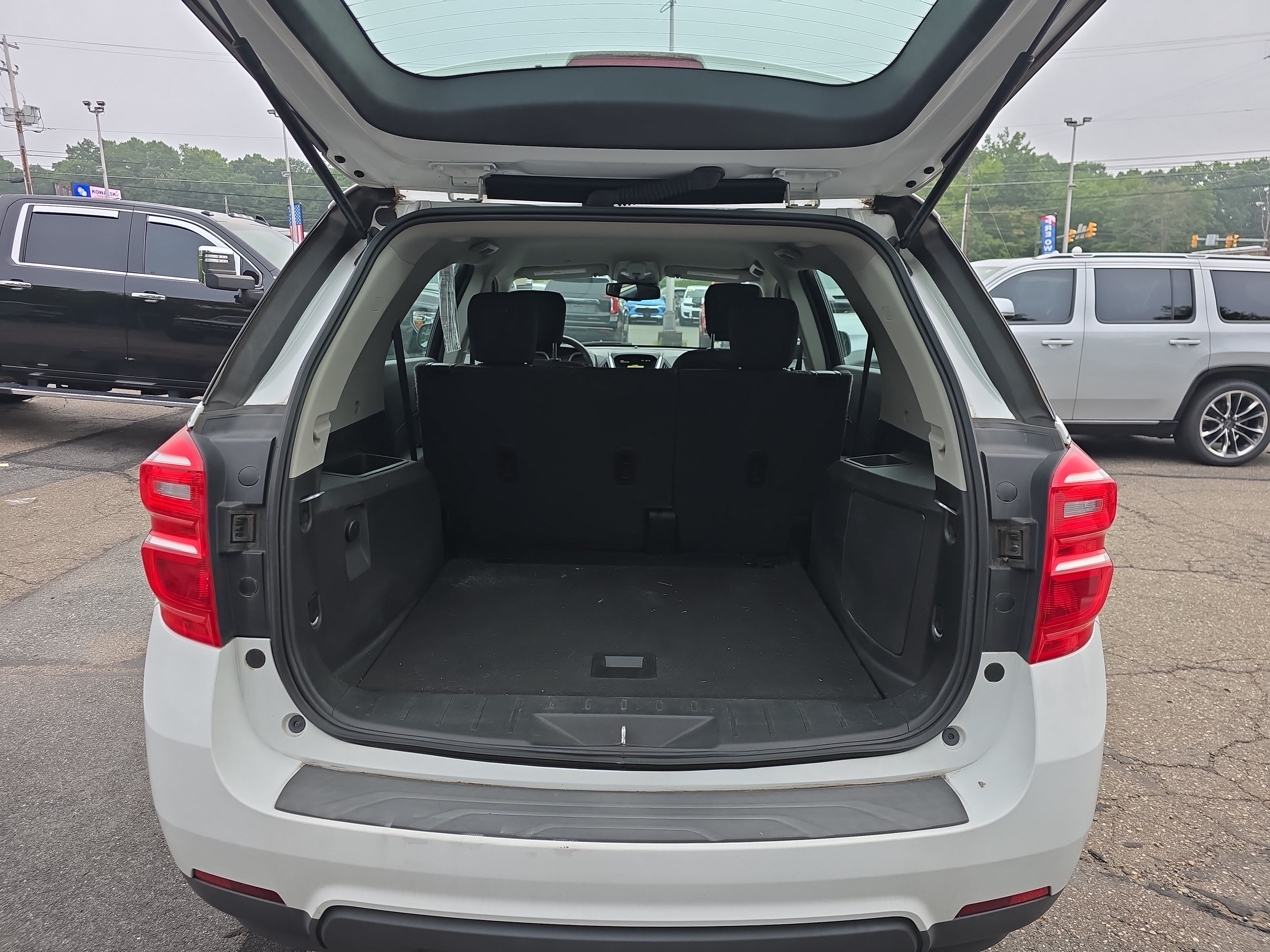 Used 2016 Chevrolet Equinox LS AWD/4WD image 5