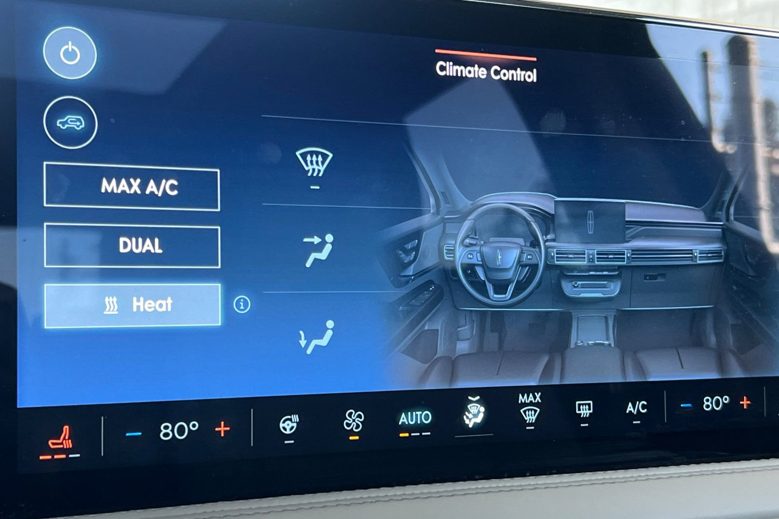 Certified 2025 Lincoln Corsair Grand Touring w/ Equipment Group 301A AWD/4WD image 21