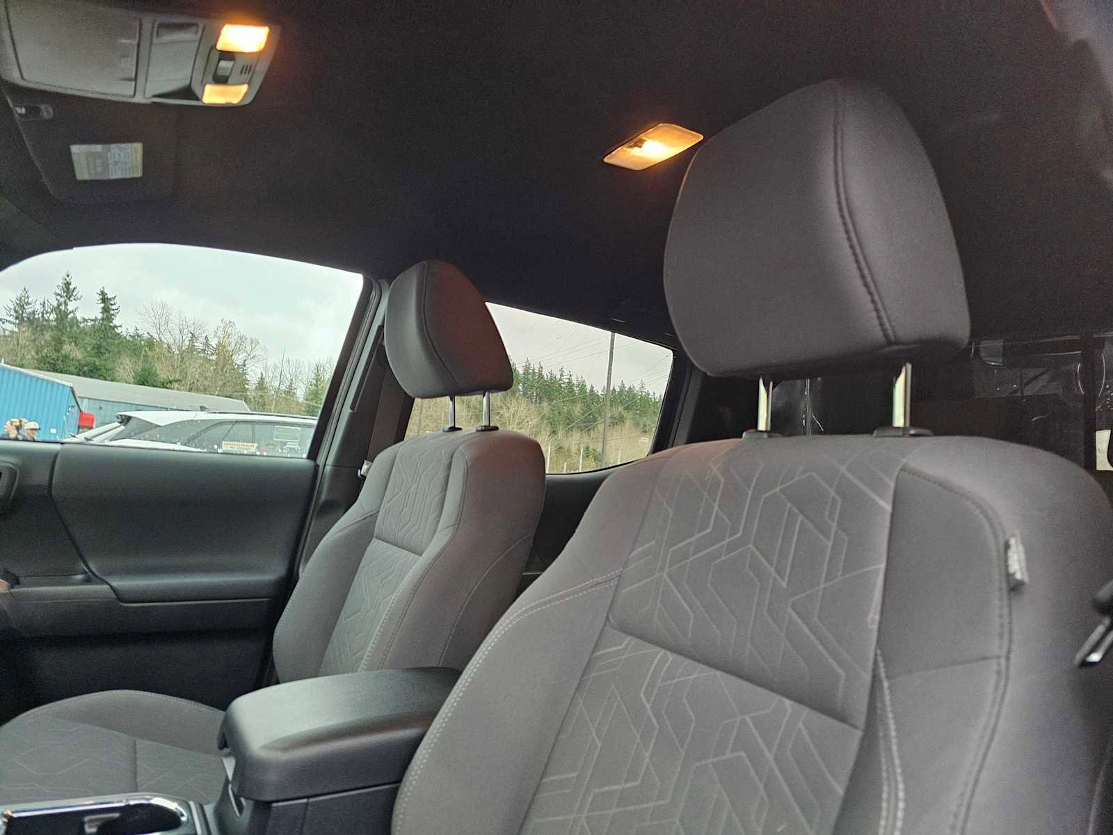 Used 2019 Toyota Tacoma TRD Sport image 26