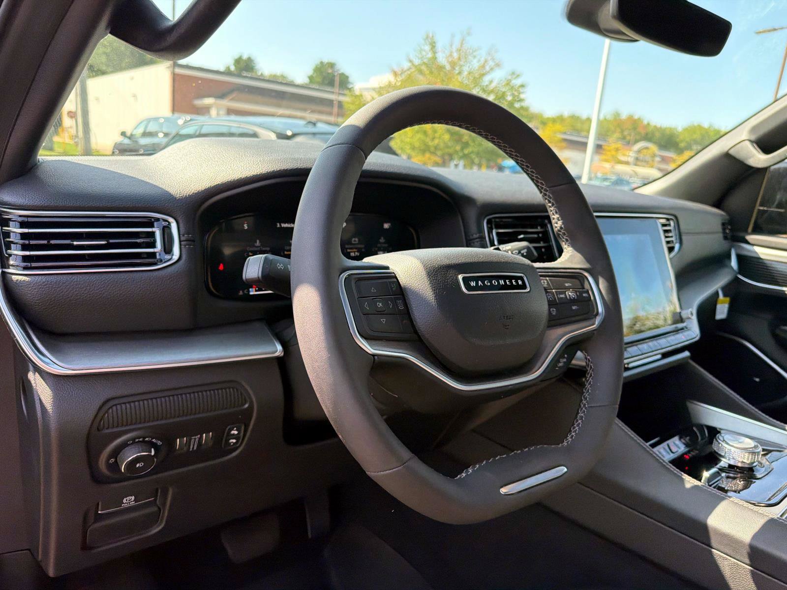Used 2024 Jeep Wagoneer Series II AWD/4WD image 6