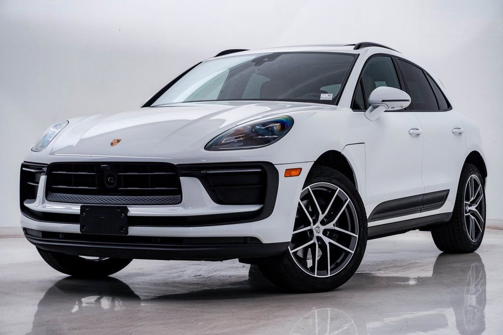 Certified 2025 Porsche Macan AWD/4WD video 1