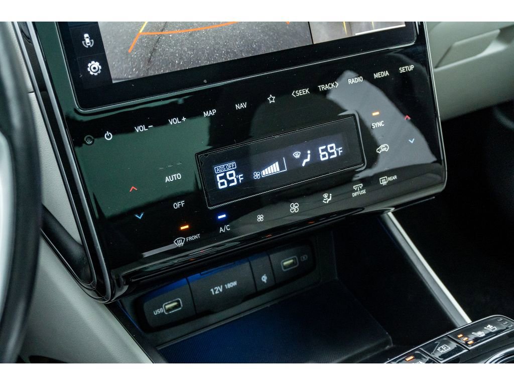 Used 2024 Hyundai Tucson Limited image 24