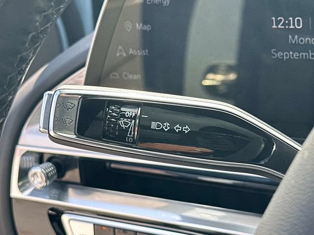 Certified 2024 Cadillac Lyriq Luxury RWD image 9