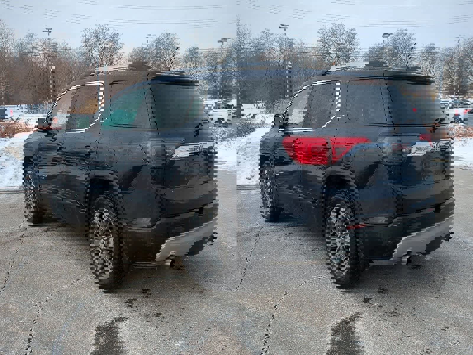 Used 2017 GMC Acadia SLT image 6