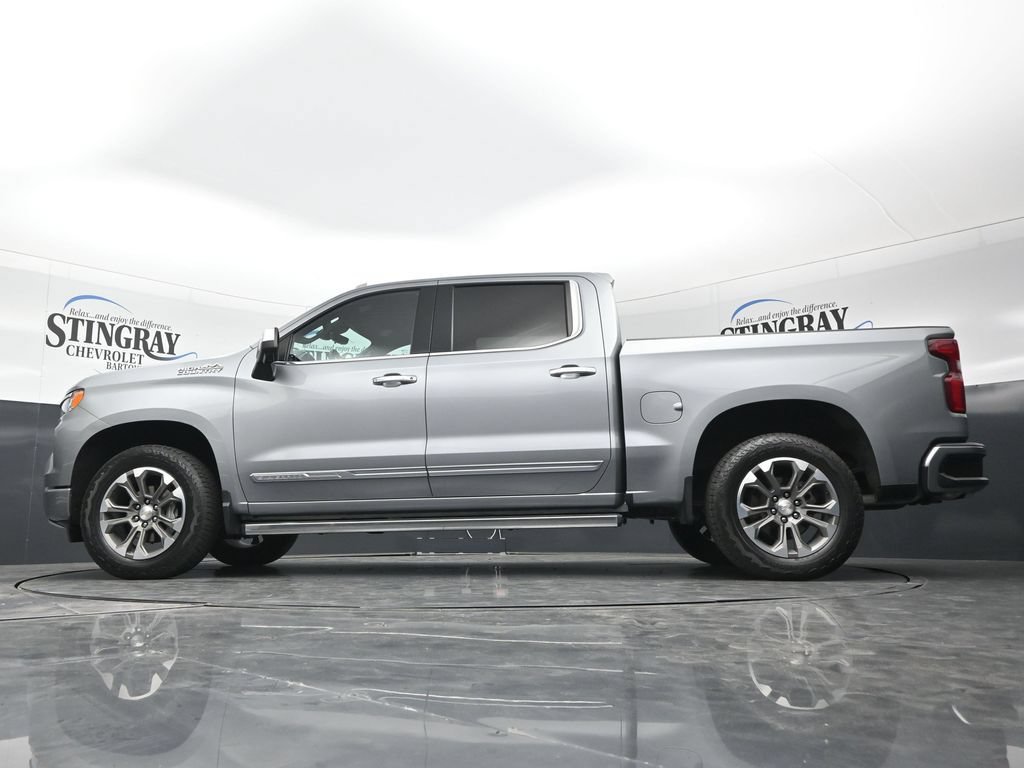 Certified 2024 Chevrolet Silverado 1500 High Country w/ Technology Package AWD/4WD image 32