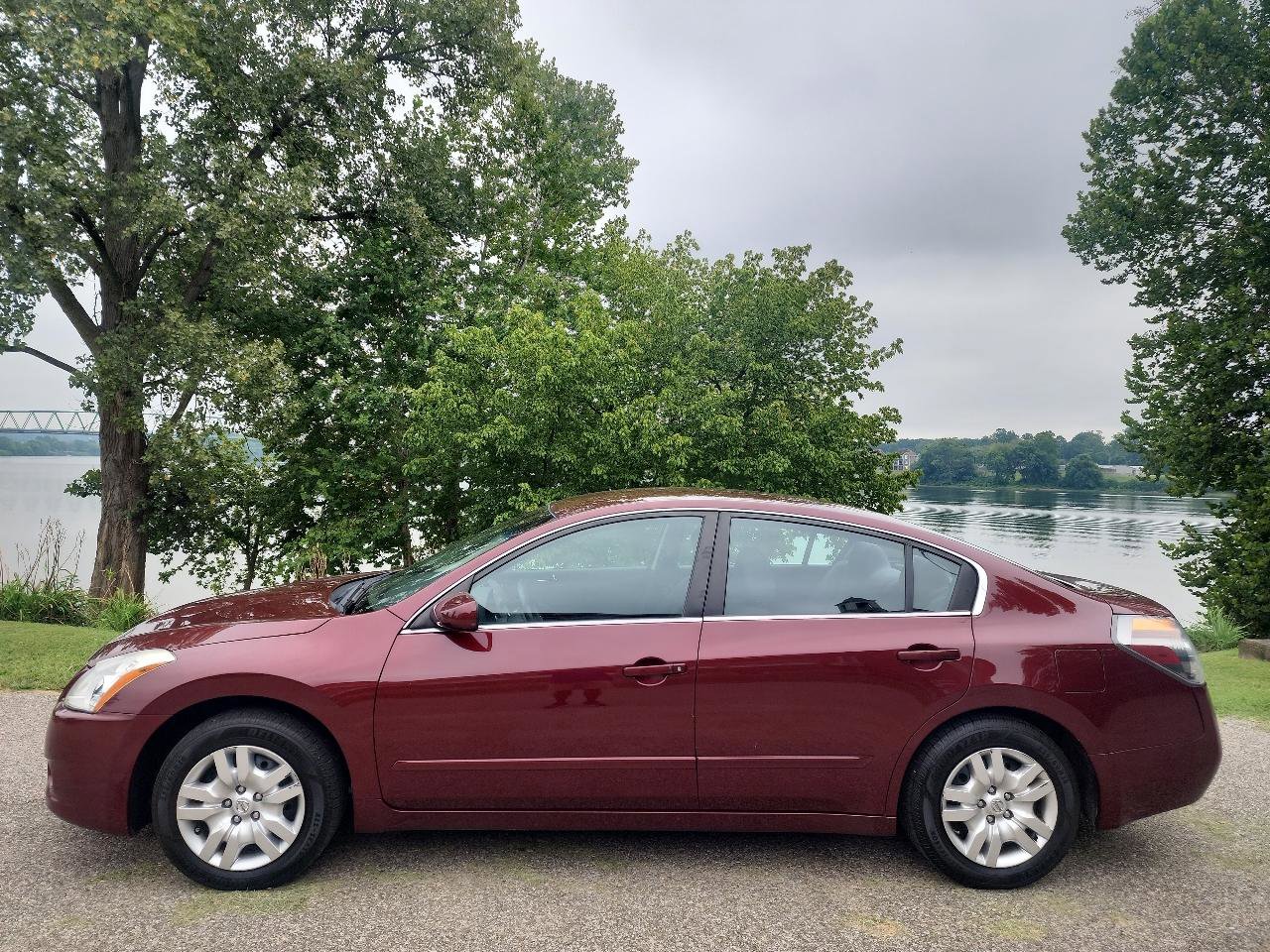 Used 2012 Nissan Altima 2.5 S image 2