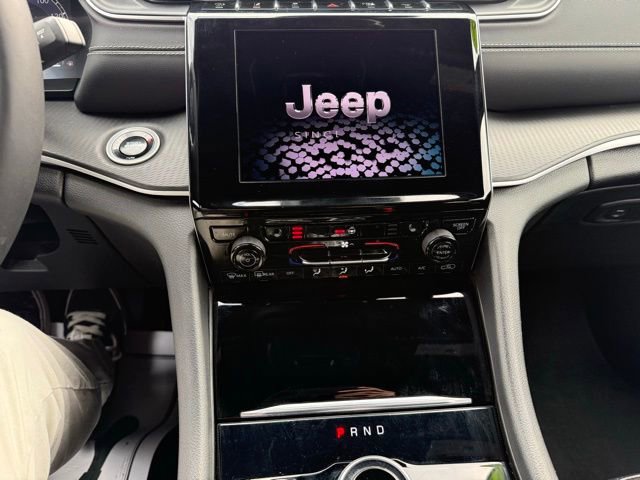 Used 2024 Jeep Grand Cherokee L Laredo image 22