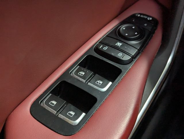Used 2021 Kia Stinger GT1 RWD image 17
