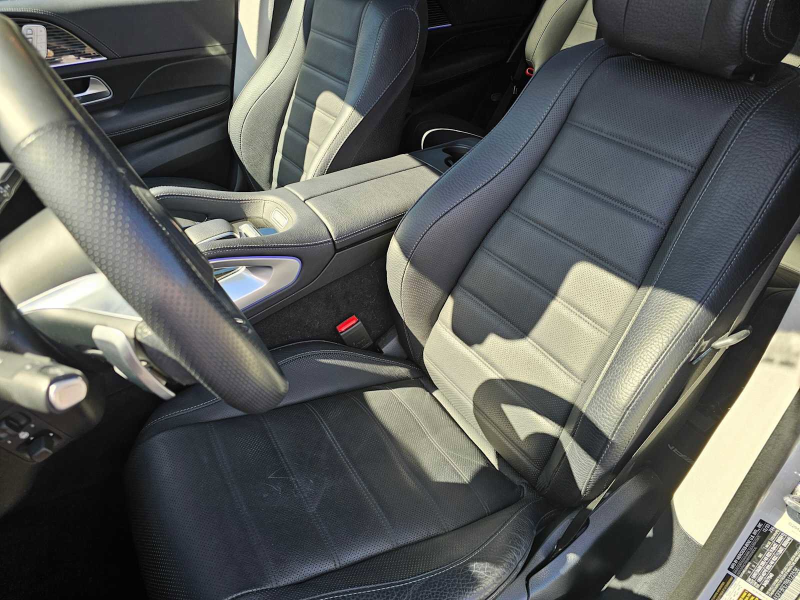 Used 2024 Mercedes-Benz GLS 580 4MATIC image 22