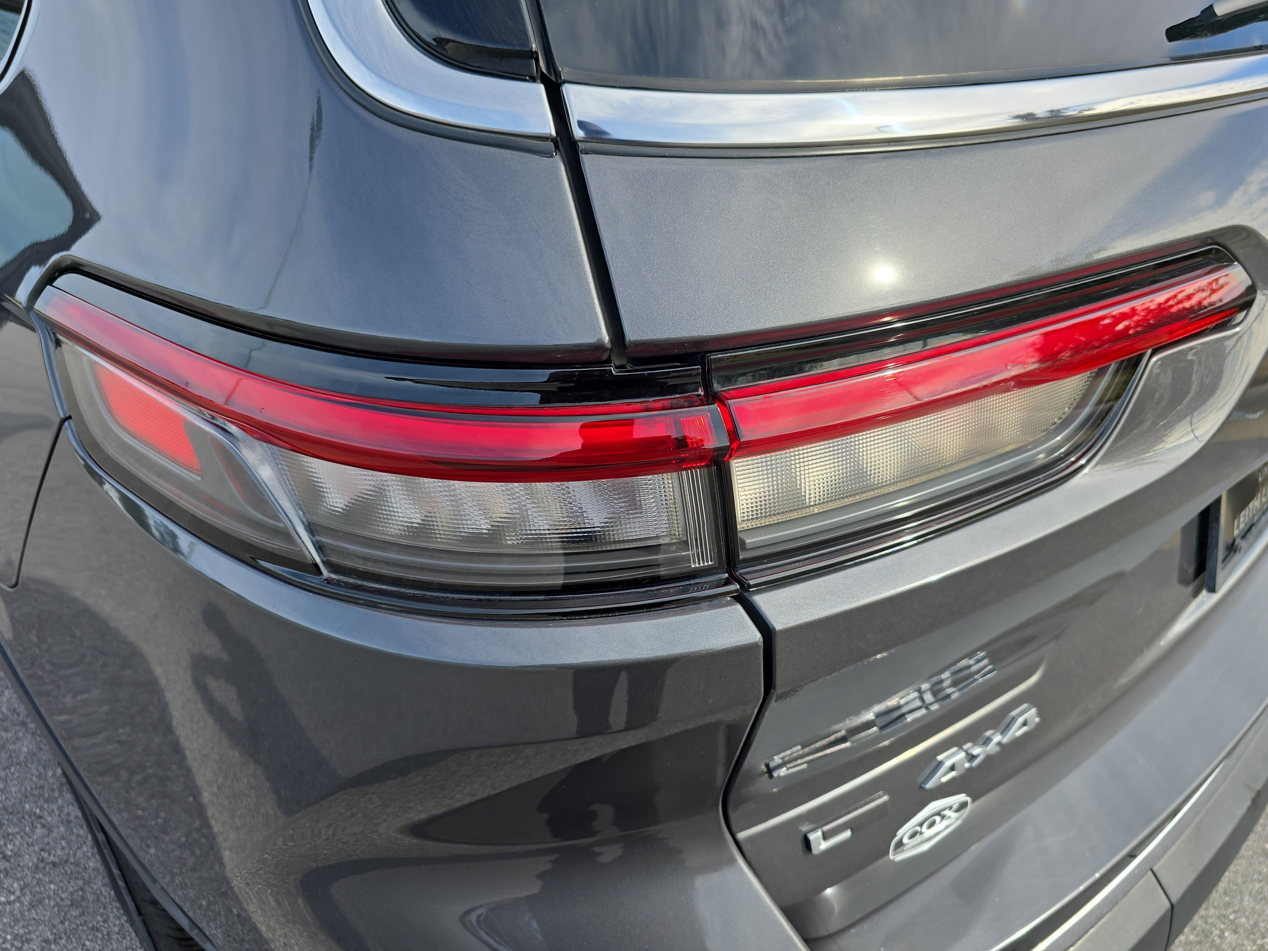 Used 2022 Jeep Grand Cherokee L Limited image 34