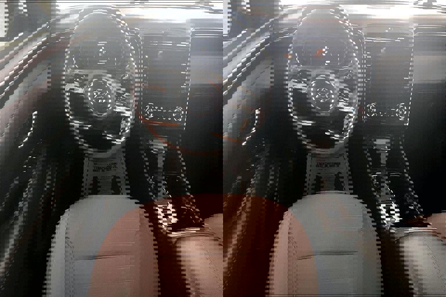 Used 2023 Hyundai Santa Cruz SE image 8