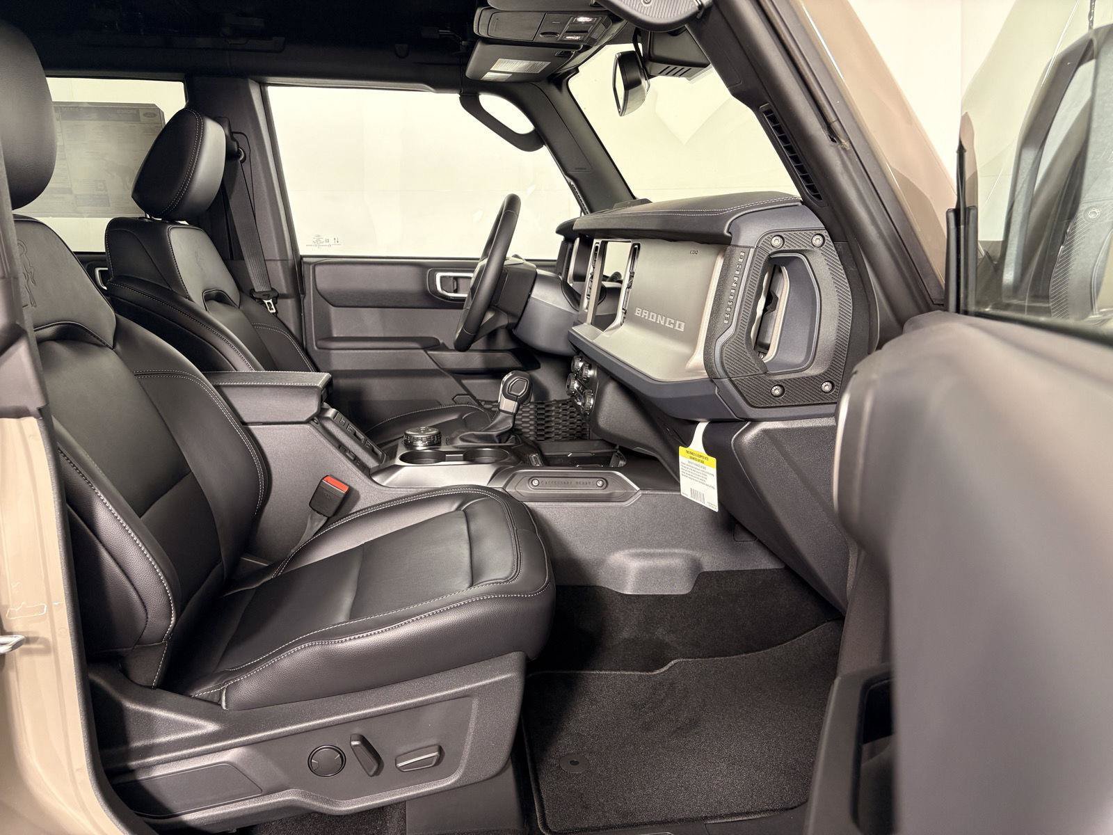 Used 2026 Ford Bronco Outer Banks AWD/4WD image 22