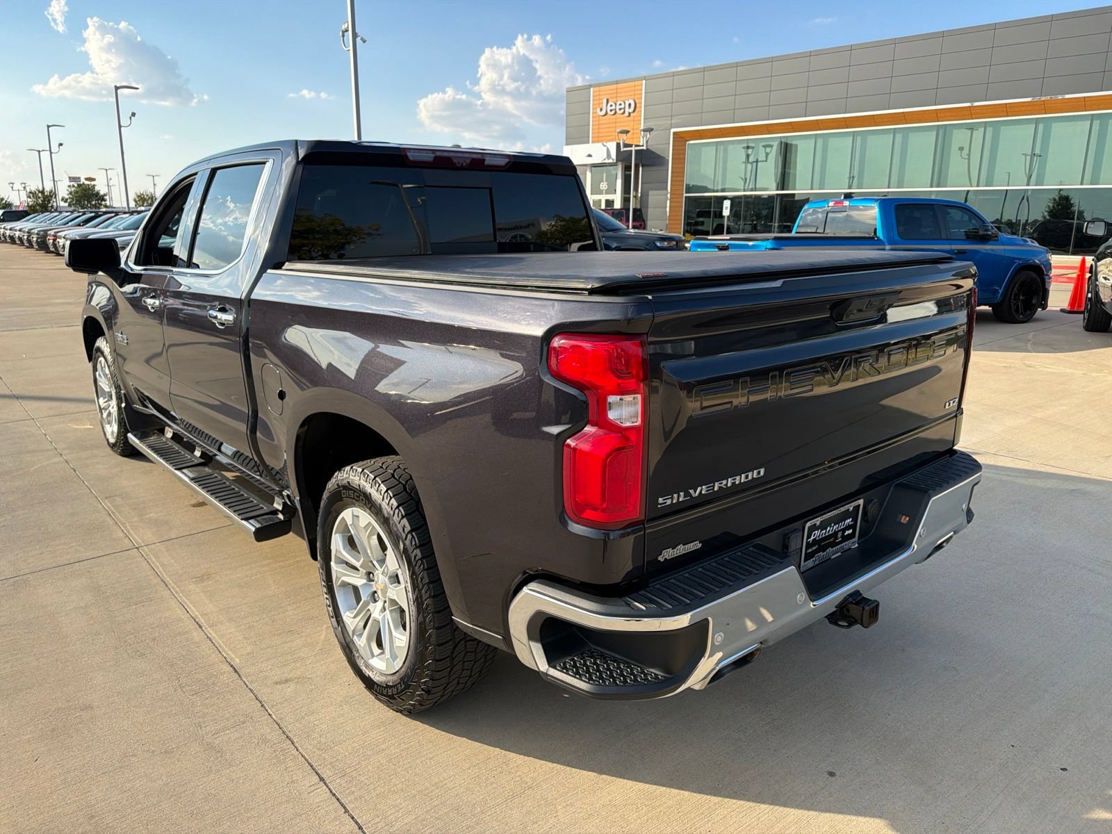 Used 2023 Chevrolet Silverado 1500 LTZ w/ LTZ Premium Texas Edition AWD/4WD image 3
