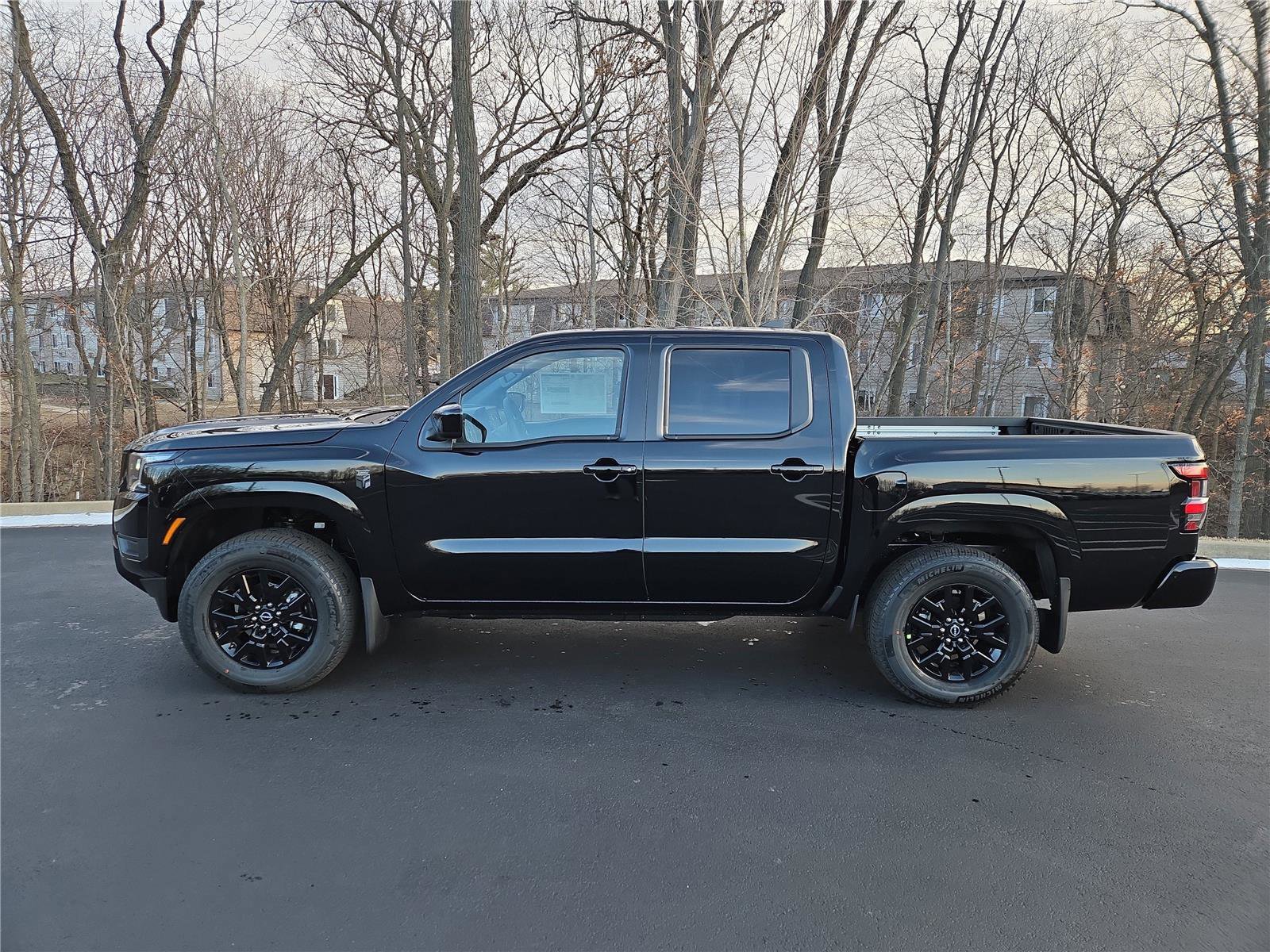 New 2026 Nissan Frontier SV w/ SV Convenience Package AWD/4WD image 5