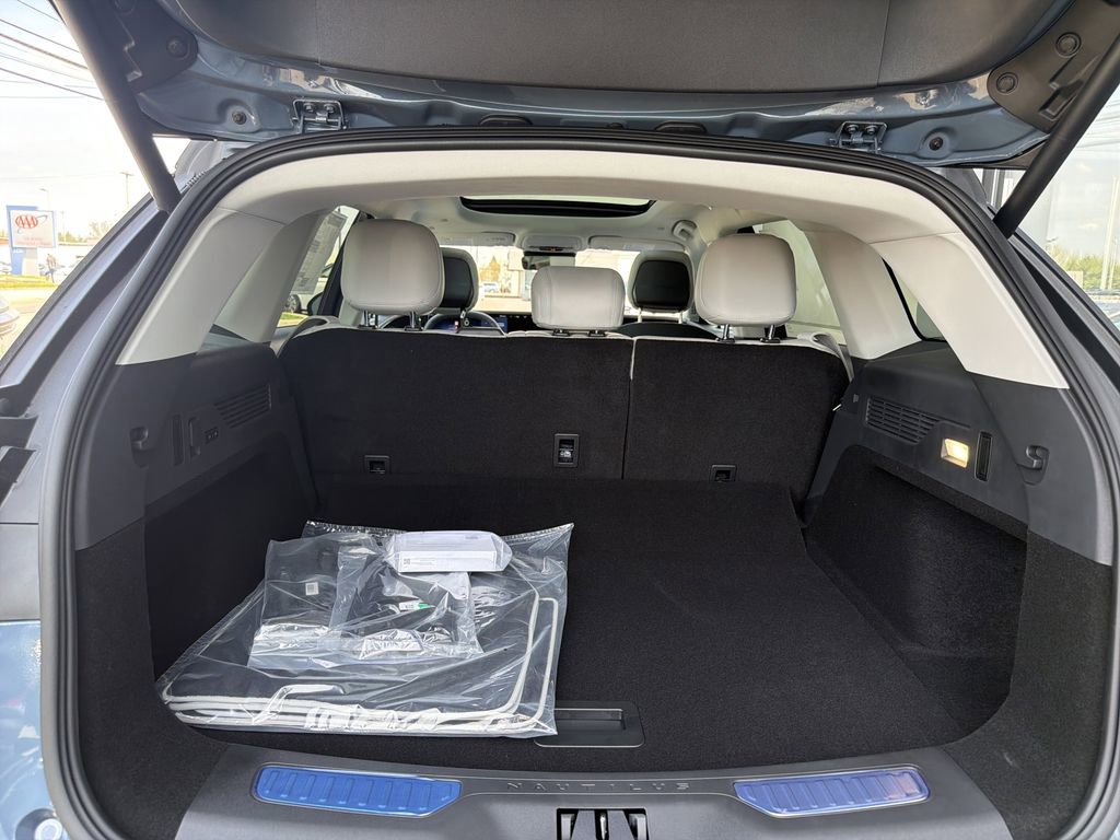 New 2026 Lincoln Nautilus Reserve image 12