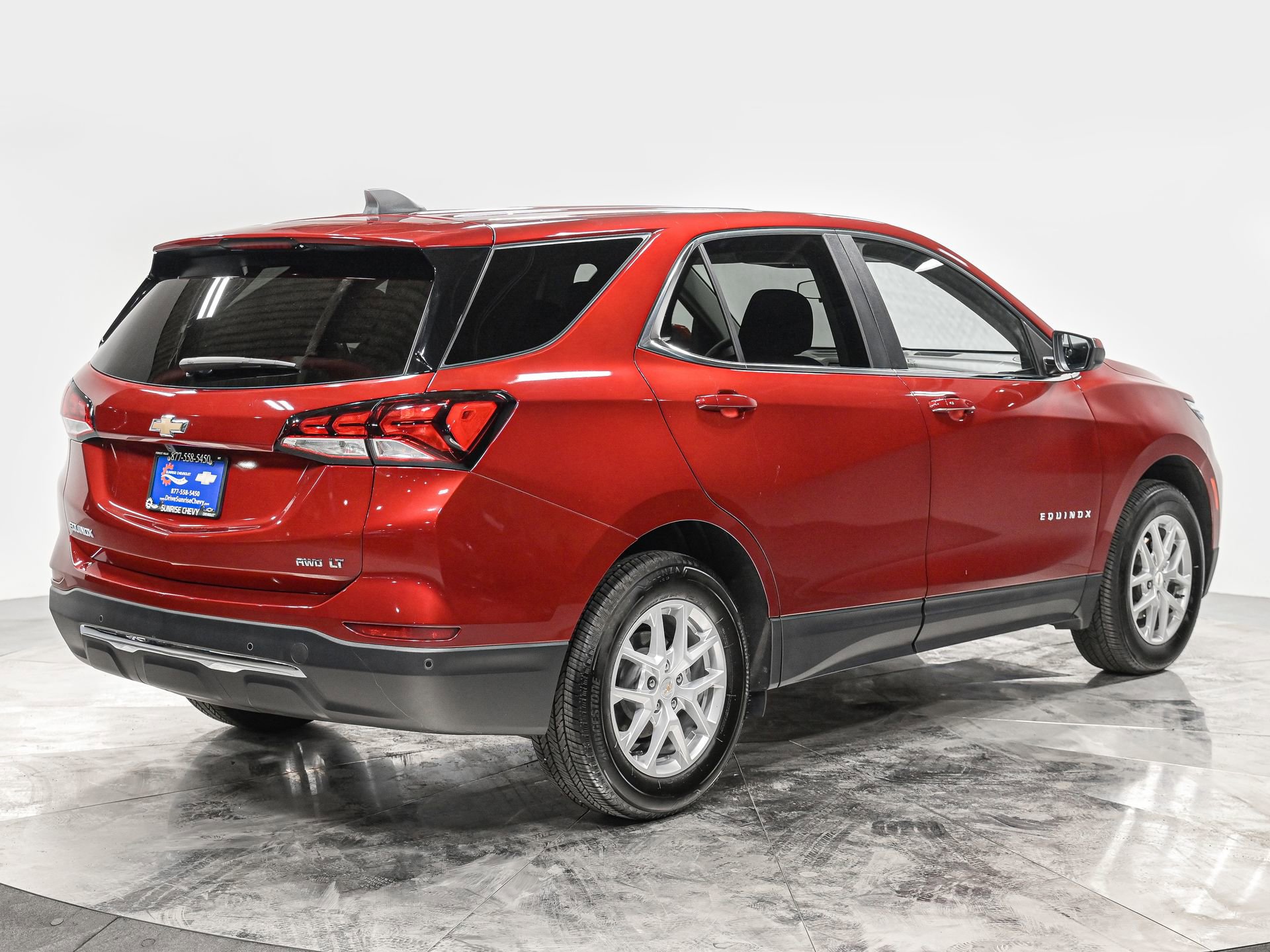 Used 2023 Chevrolet Equinox LT AWD/4WD image 7