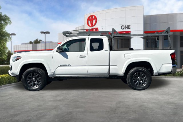 Used 2023 Toyota Tacoma SR5 RWD image 9