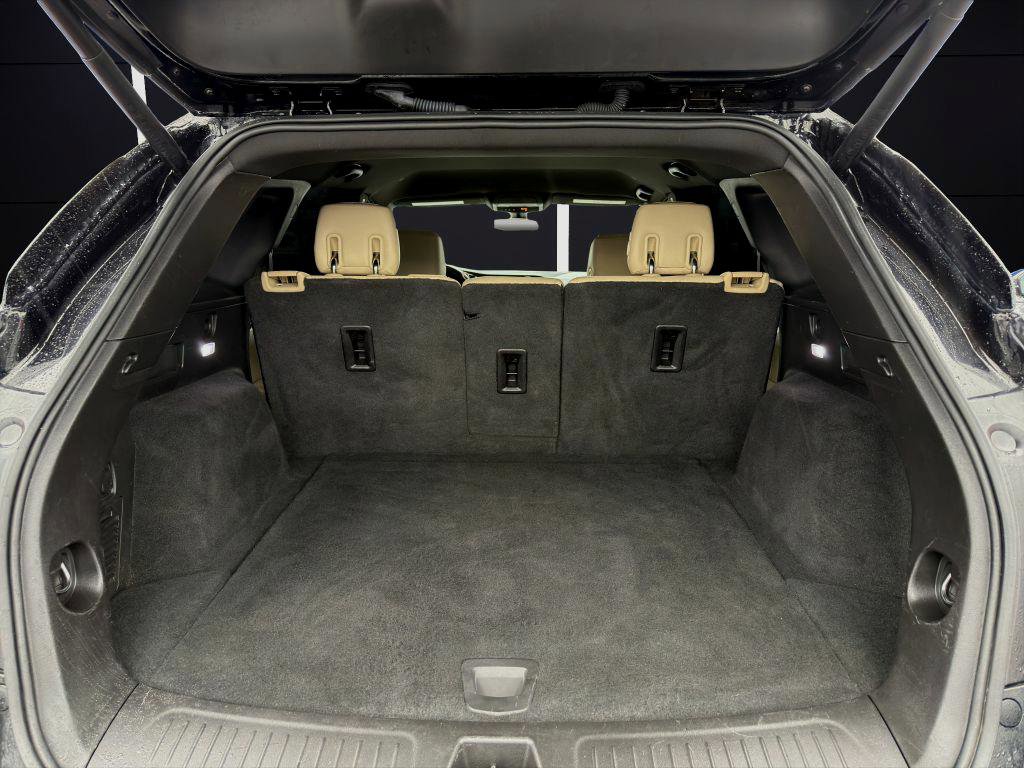 Used 2018 Cadillac XT5 FWD w/ LPO, Wheel Lock Package image 22