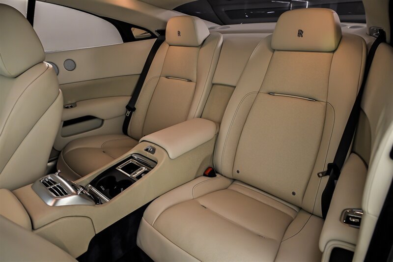 Used 2015 Rolls-Royce Wraith RWD image 20