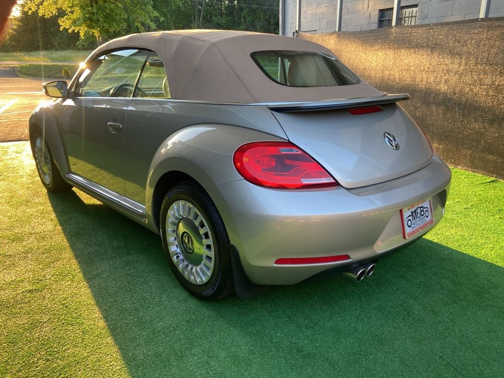 Used 2013 Volkswagen Beetle 2.5 FWD image 7