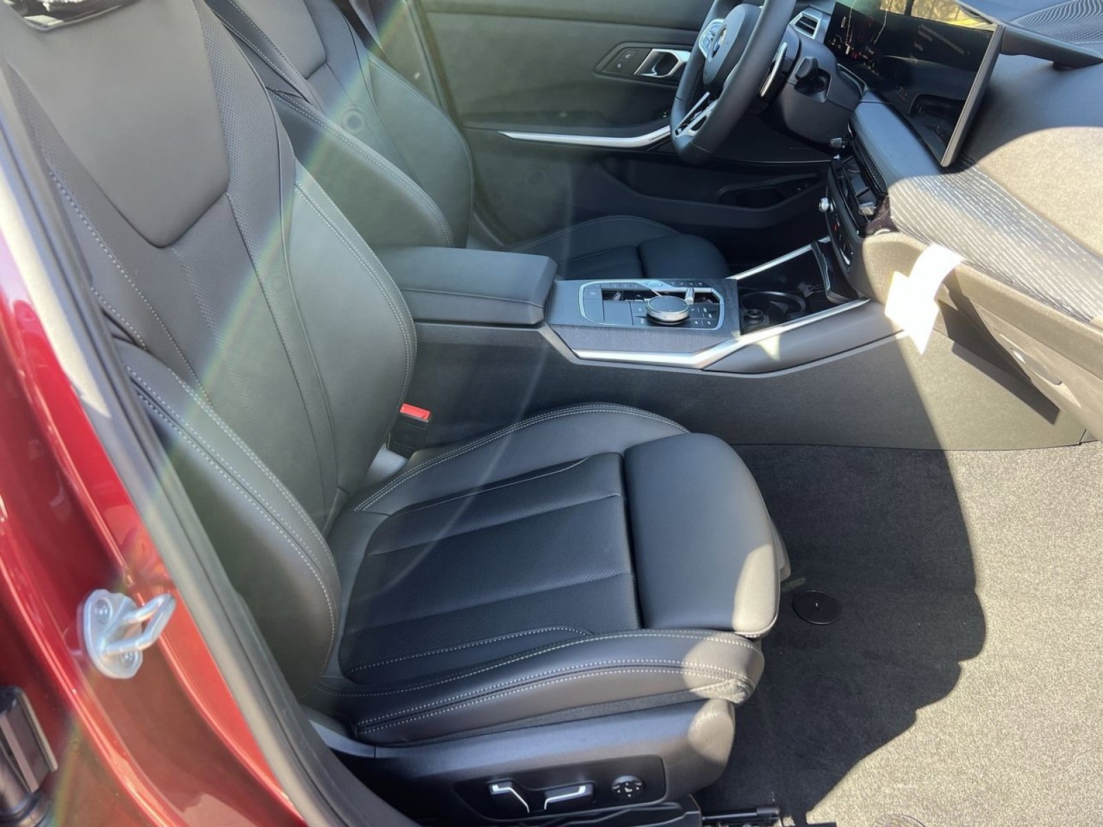 New 2026 BMW 330i xDrive Sedan w/ M Sport Package image 26