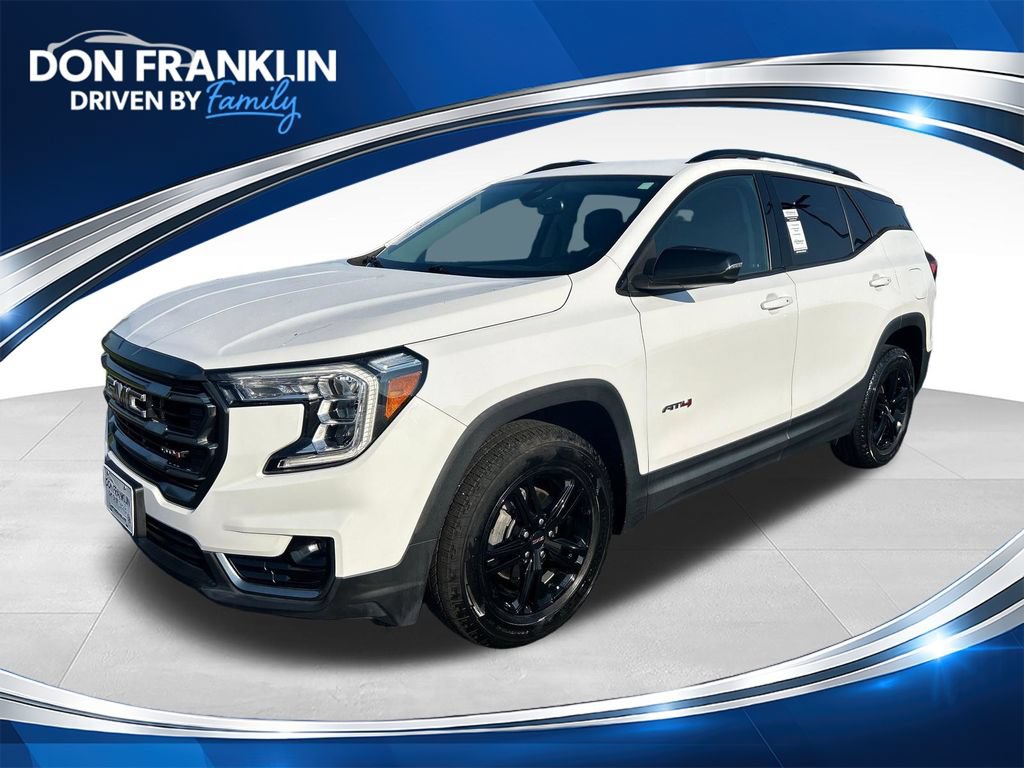 Used 2022 GMC Terrain AT4 AWD/4WD image 1