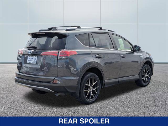 Used 2017 Toyota RAV4 SE image 5