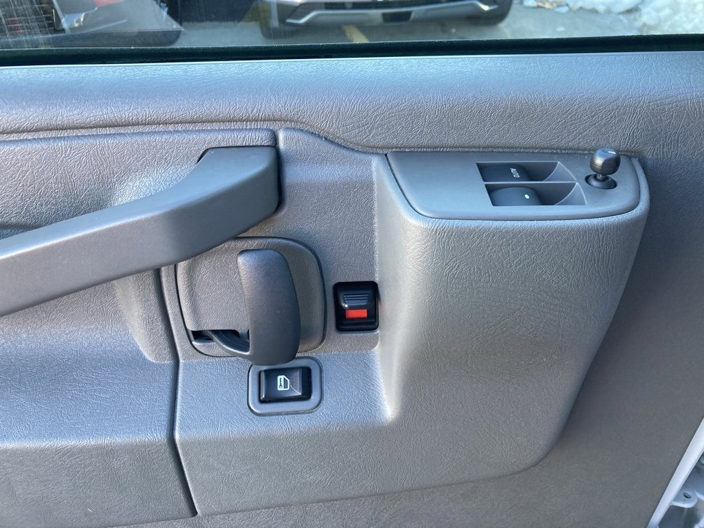 Used 2024 Chevrolet Express 2500 w/ Driver Convenience Package image 16