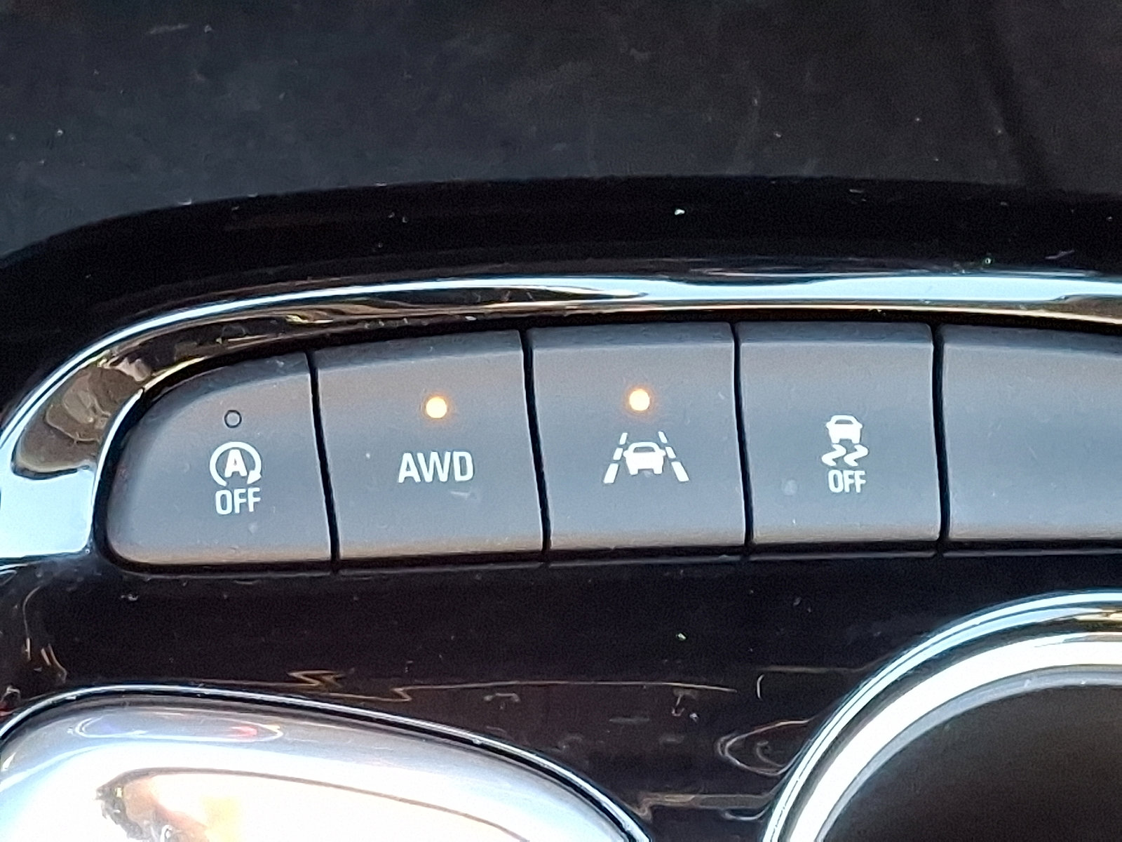 Used 2024 Buick Encore GX Sport Touring w/ Comfort Package image 25