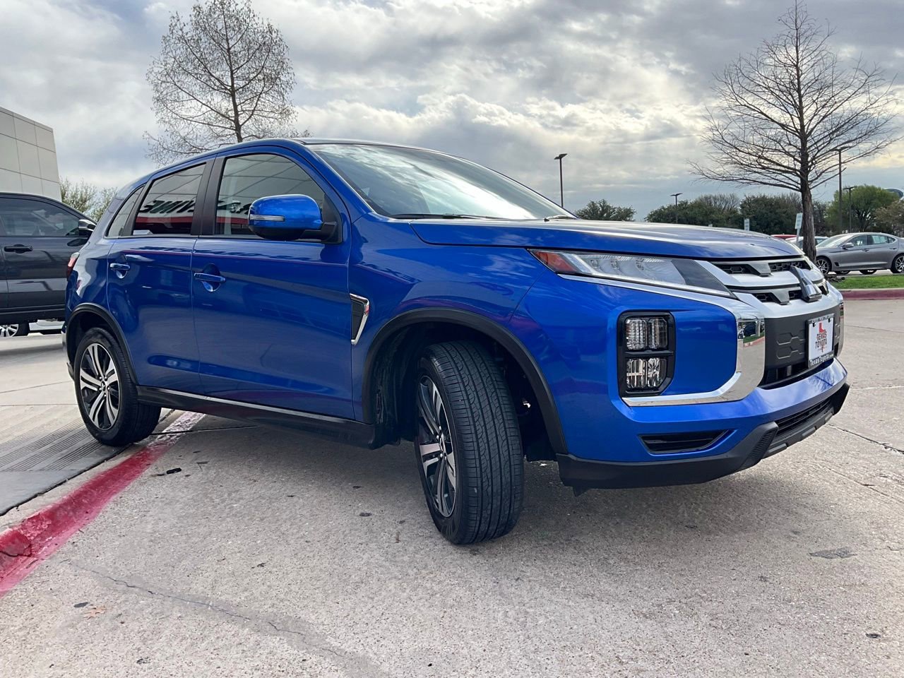 Used 2024 Mitsubishi Outlander Sport SE image 5