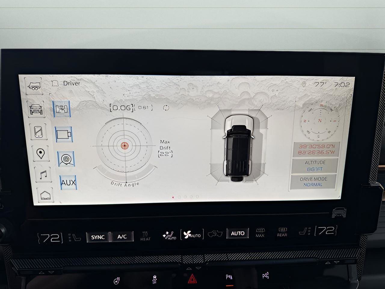 New 2024 GMC Hummer EV 3X w/ LPO, Illumination Package image 16