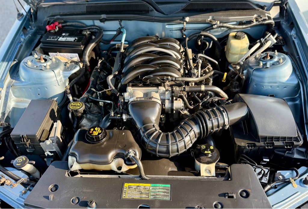 Used 2006 Ford Mustang GT RWD image 19