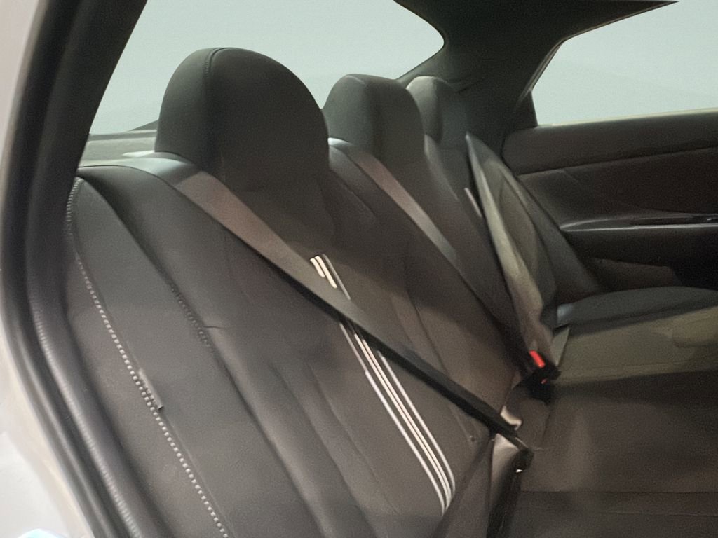 Certified 2025 Hyundai Elantra SEL image 13